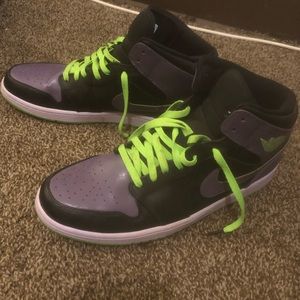 Jordan 1s retro mint condition size 14